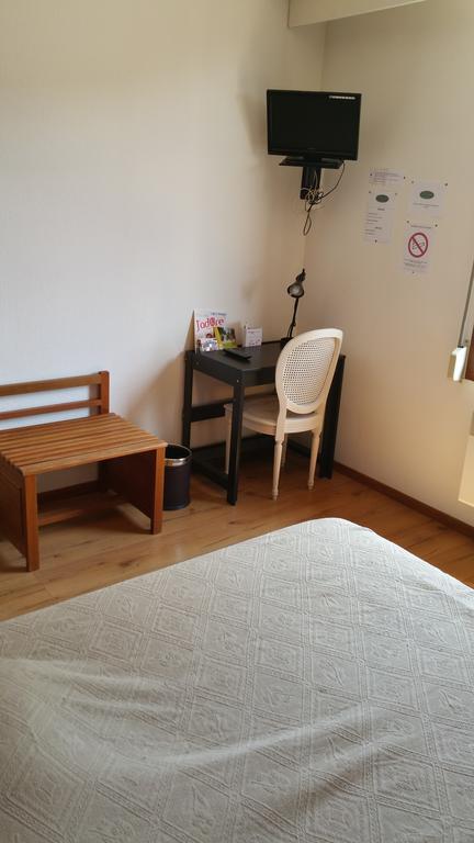 Hotel Le Magiot Montliot-et-Courcelles Habitación foto