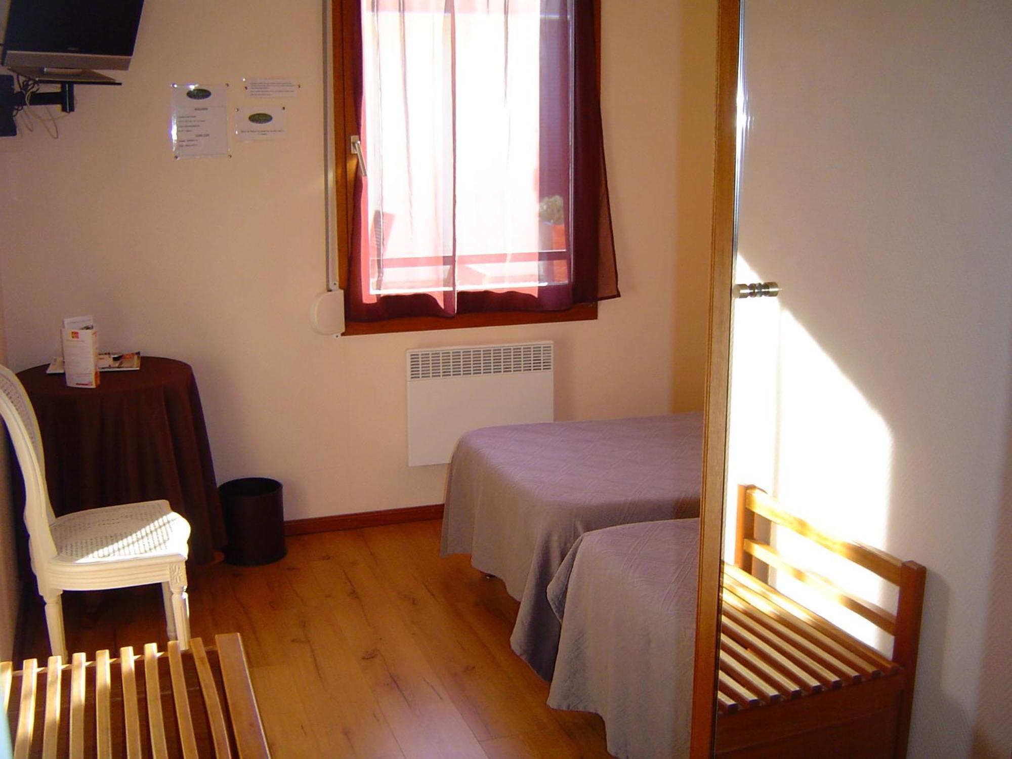 Hotel Le Magiot Montliot-et-Courcelles Habitación foto