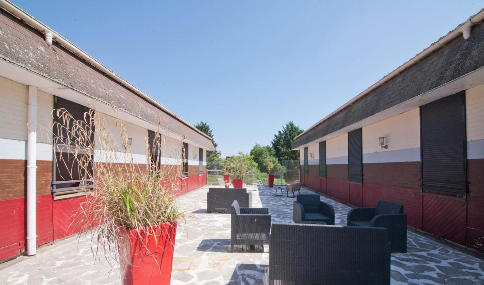 Hotel Le Magiot Montliot-et-Courcelles Exterior foto
